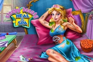 Princesa rubia con vestido azul, sentada en una cama, con hojas y suciedad en el cuerpo, en una habitación colorida