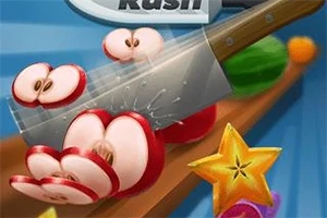 Cuchillo cortando rodajas de manzanas y una estrella de carambola sobre una tabla