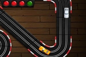 Pista de carreras en miniatura con un auto amarillo y uno blanco en un fondo de madera y semáforo en la esquina superior izquierda