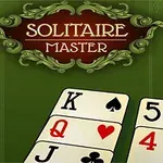 Cartas de juego sobre un fondo verde con un diseño decorativo y el texto Solitaire Master