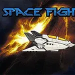Nave espacial blanca y gris sobre un fondo de galaxia oscura con un resplandor de energía detrás, junto al texto Space Fighter