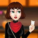 Mujer con cabello oscuro y corto, con un pañuelo rojo y una cadena dorada, sosteniendo un papel en la mano, sobre un fondo desenfocado de tonos cálidos