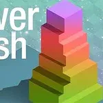 Ilustración de una torre colorida en bloques escalonados con el texto tower rush a un lado