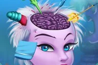 Ursula últimamente ha tenido unos dolores de cabeza raros