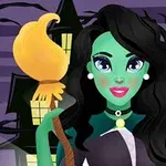 Mujer con piel verde y cabello negro sosteniendo una escoba frente a una casa embrujada y una luna llena en el cielo nocturno