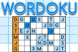 Tablero de juego en cuadrícula con letras y algunas casillas resaltadas en azul y naranja