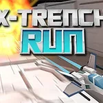 Nave espacial blanca y azul volando a través de un pasillo con explosiones al fondo bajo el título X-Trench Run